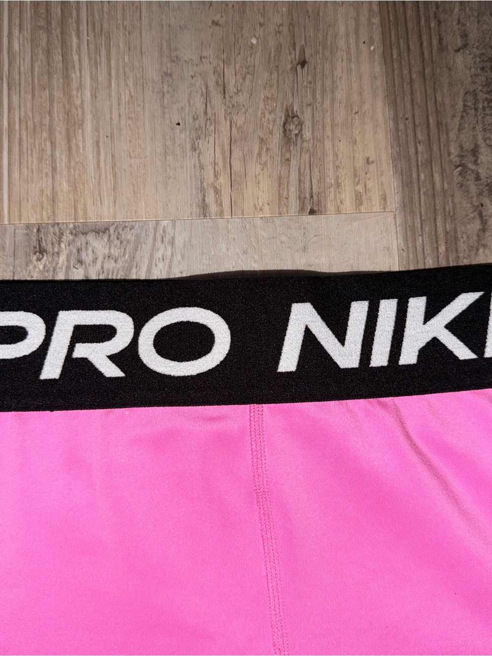 Nike Pro Women’s Dri-Fit Baby Pink Shorts-XS - Picture 3 of 5